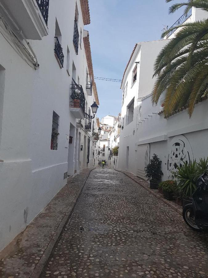 Вилла Altea Town House Deluxe Sea View Экстерьер фото