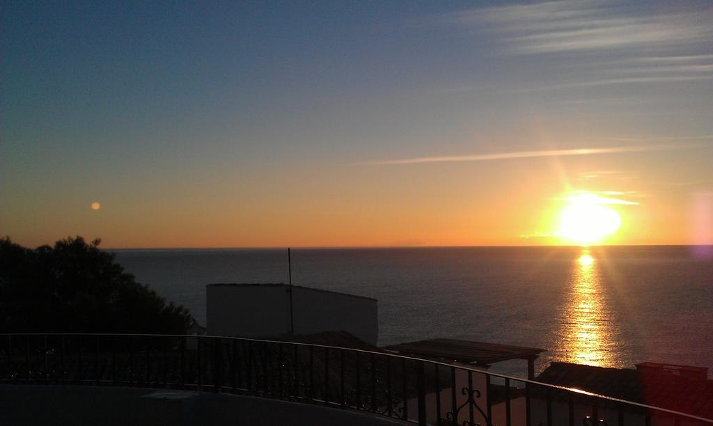 Вилла Altea Town House Deluxe Sea View Экстерьер фото