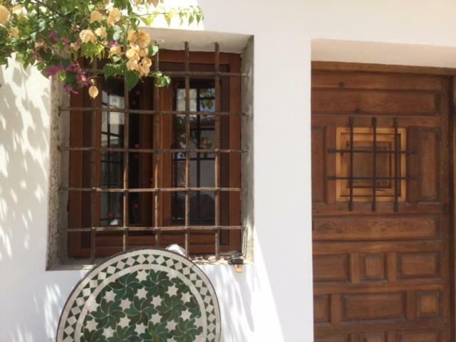 Вилла Altea Town House Deluxe Sea View Экстерьер фото